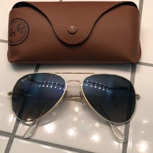 Ray-Ban Polarized Blue Gradient Lens Aviator NEW